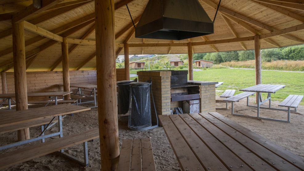 Grønbjerg – campfire shelter