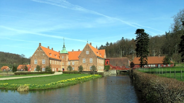 Tirsbæk Castle