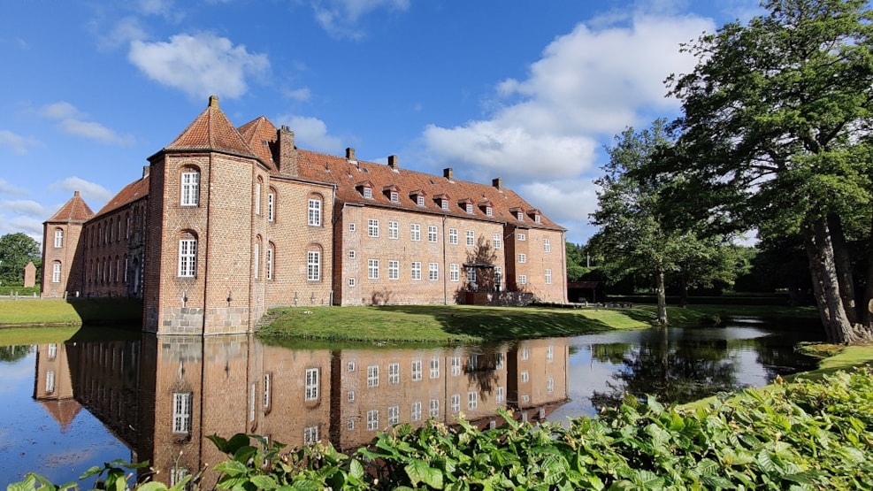 Visborggård Manor