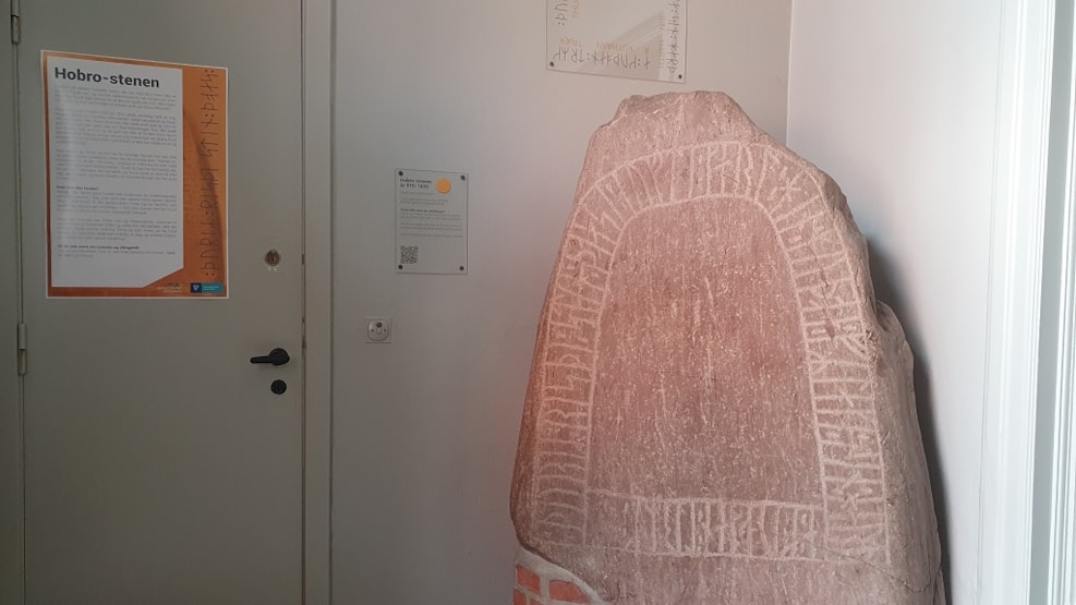 Hobro Runestone