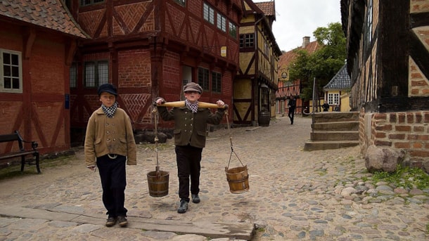 Kinder in Den Gamle By – Die Alte Stadt Museum
